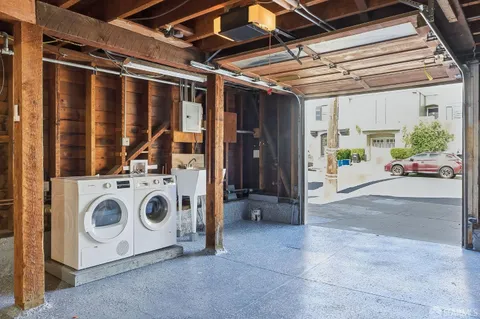 $1,095,000 | 2451 32nd Avenue, San Francisco, CA 94116