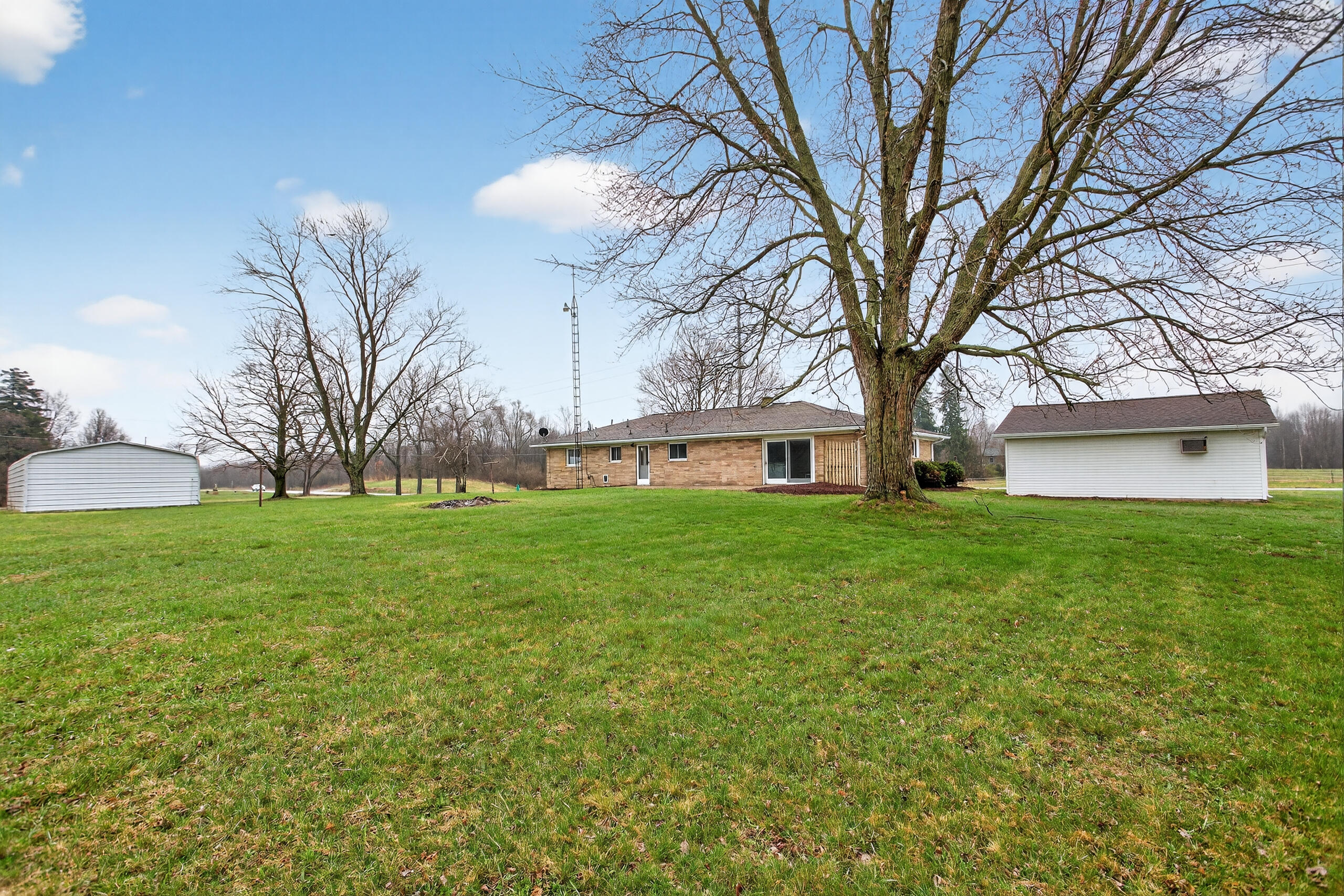 3526 Van Horn Road Jackson, MI 49201 - Photo 14 of 69 014_0N0A6827