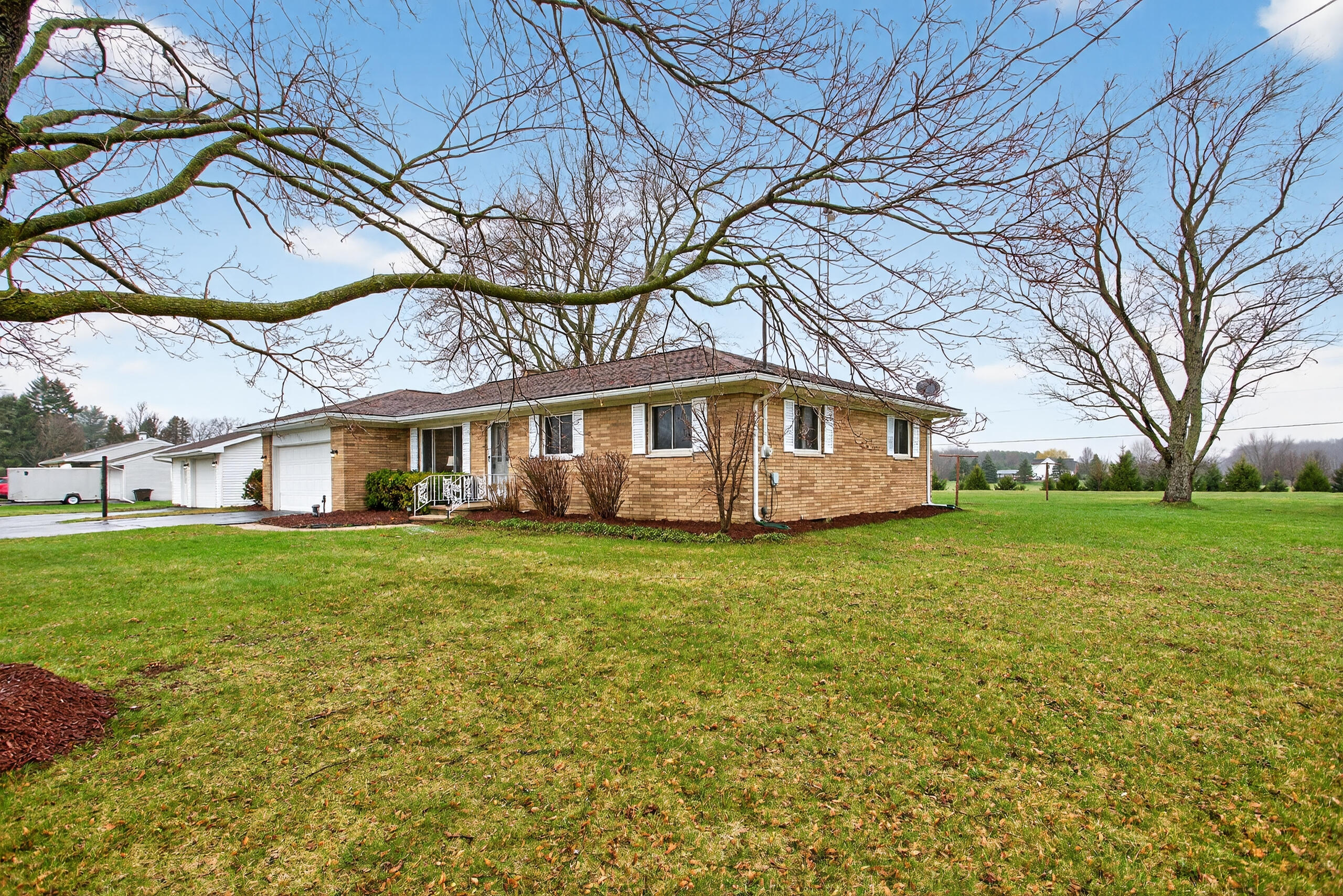 3526 Van Horn Road Jackson, MI 49201 - Photo 5 of 69 005_0N0A6819