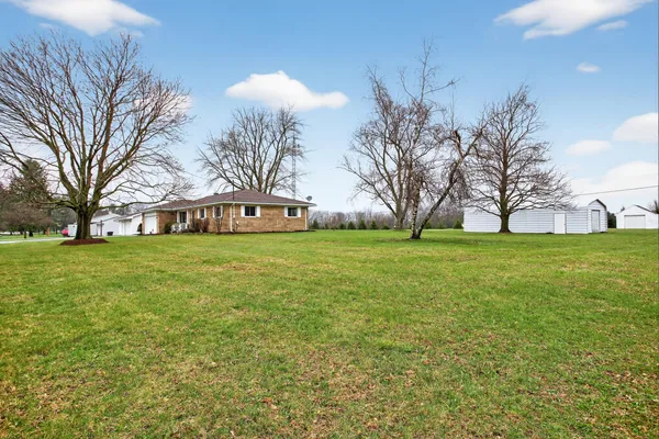 $274,900 | 3526 Van Horn Road, Jackson, MI 49201