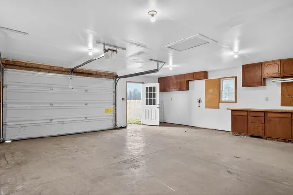 $274,900 | 3526 Van Horn Road, Jackson, MI 49201