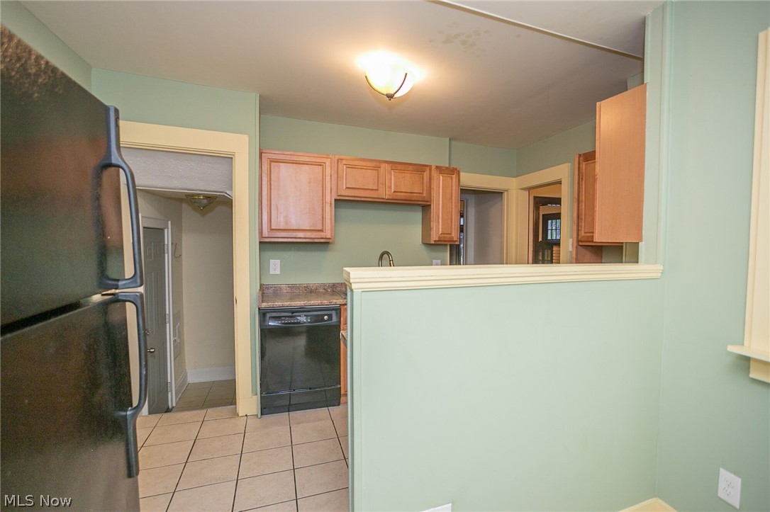 3380 Kildare Road Cleveland, OH 44118 - Photo 9 of 29 Gallery Image 9