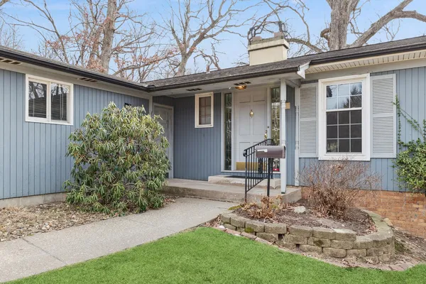 $245,000 | 4610 34th Avenue, Moline, IL 61265