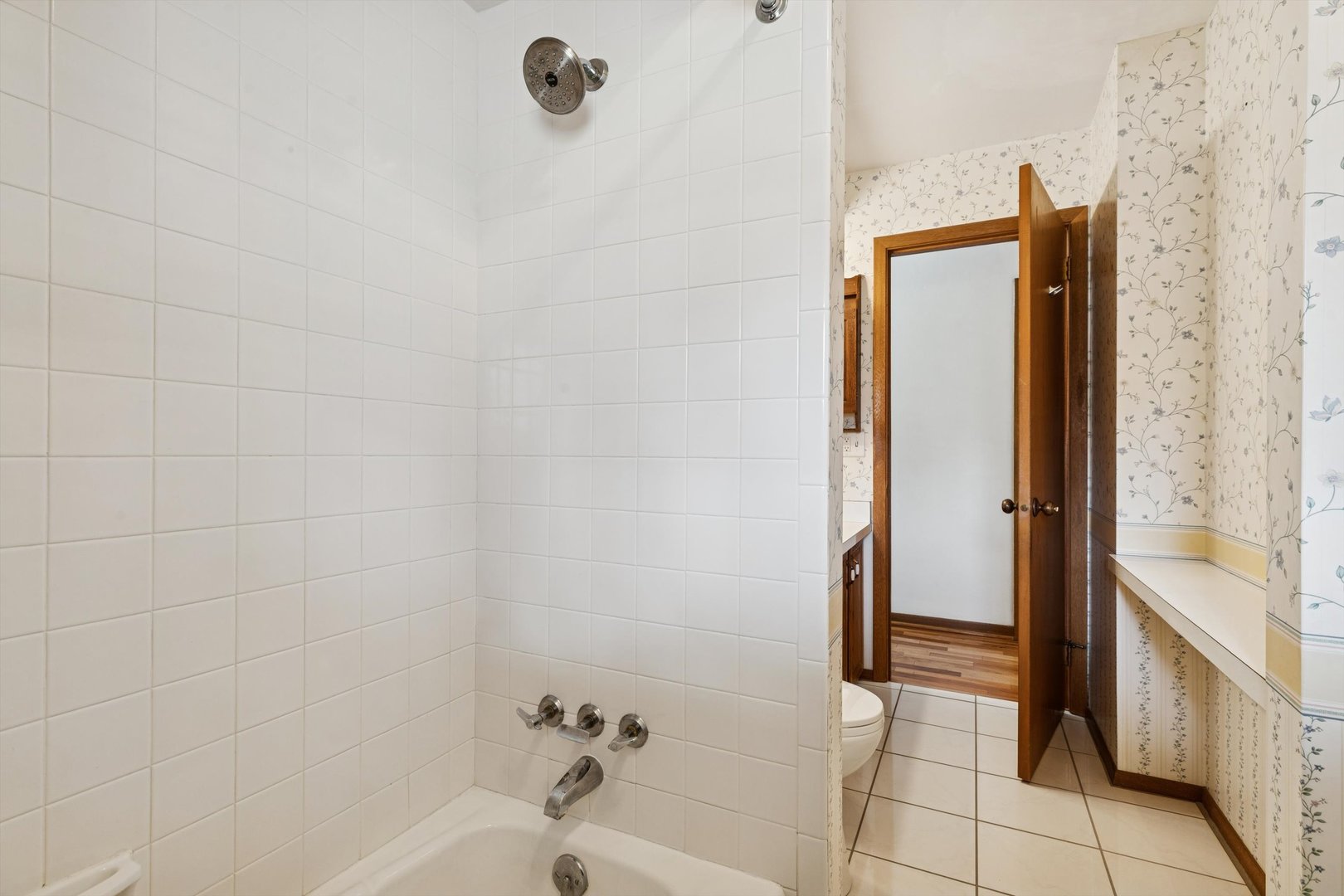 4610 34th Avenue Moline, IL 61265 - Photo 25 of 41