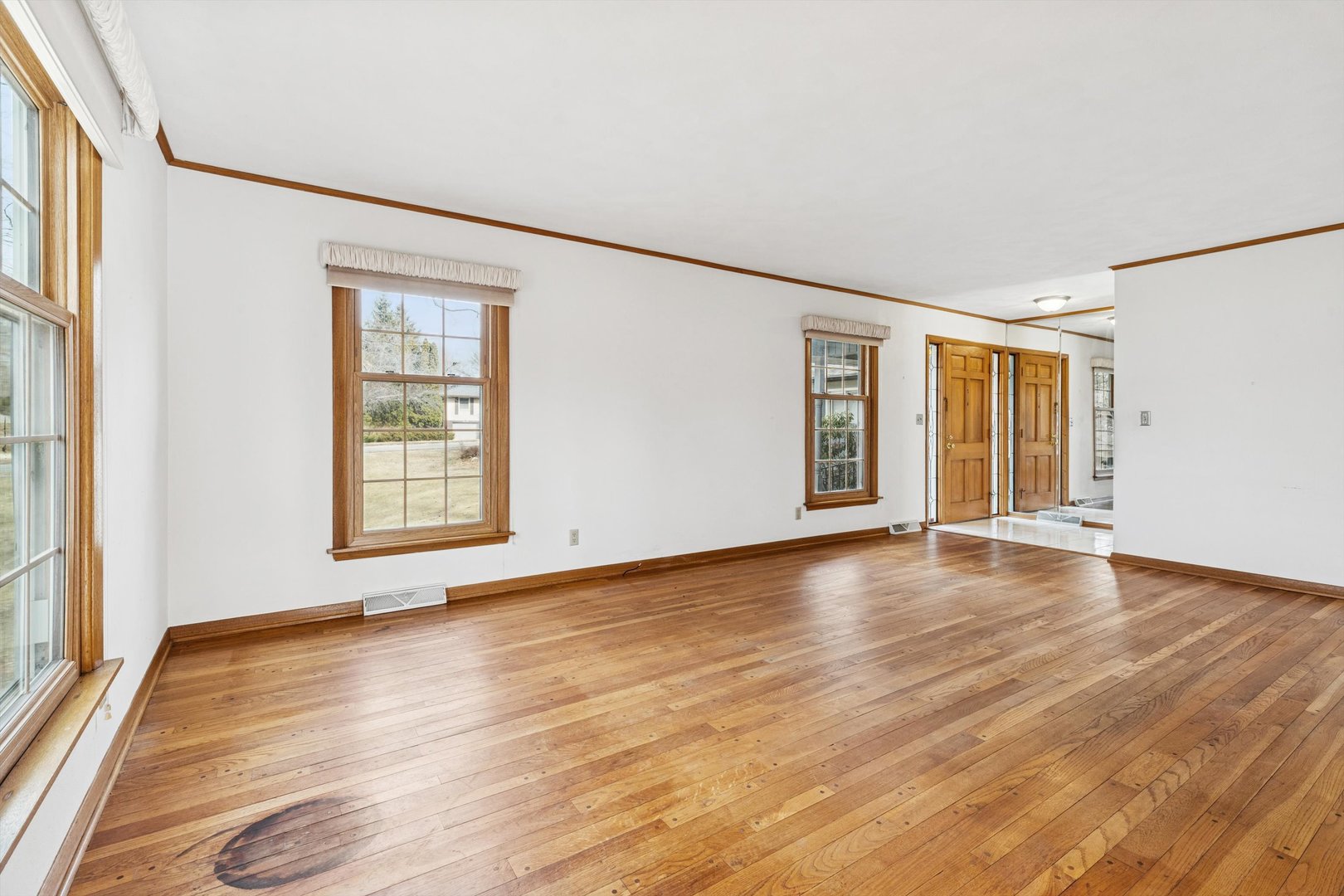 4610 34th Avenue Moline, IL 61265 - Photo 6 of 41