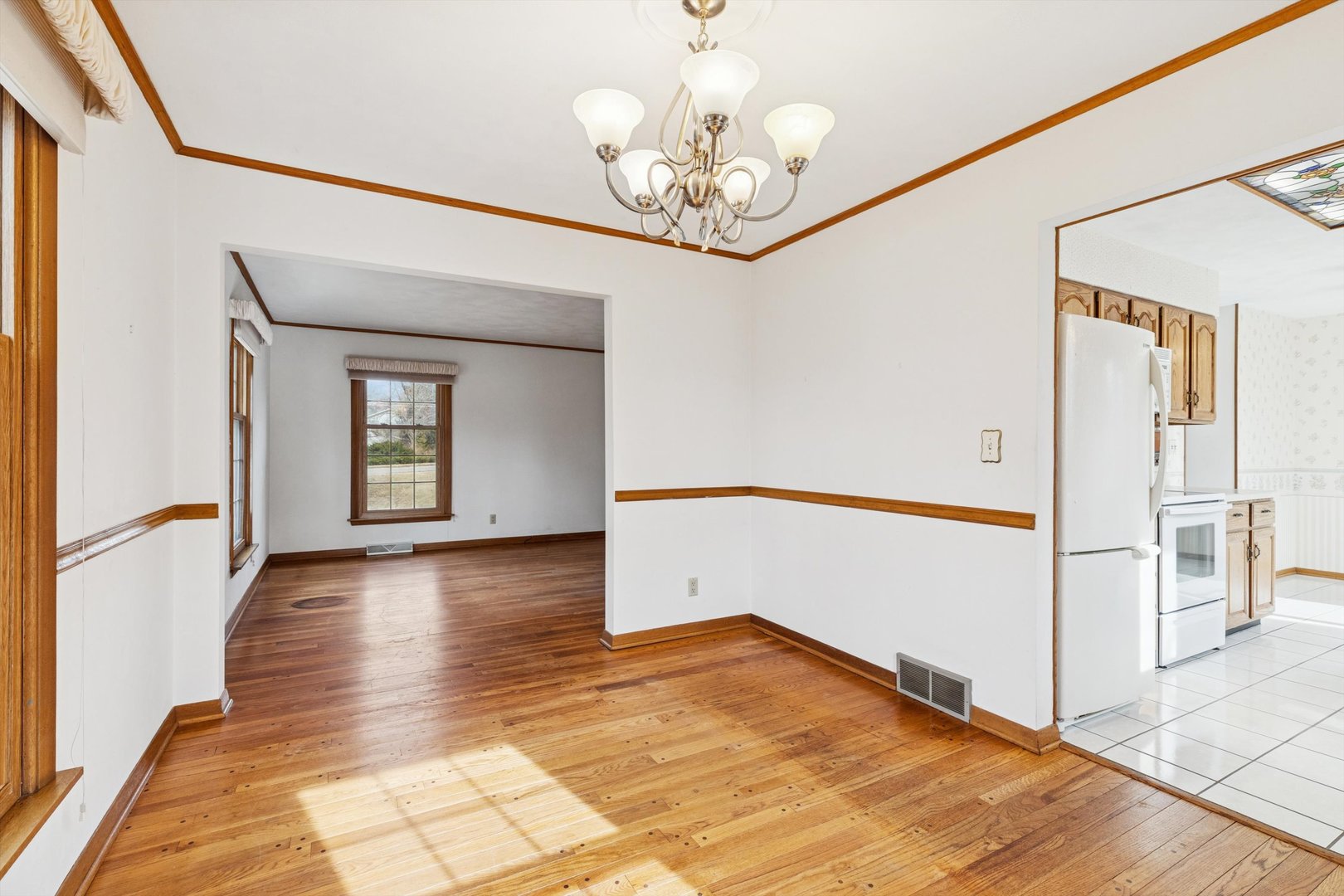 4610 34th Avenue Moline, IL 61265 - Photo 10 of 41