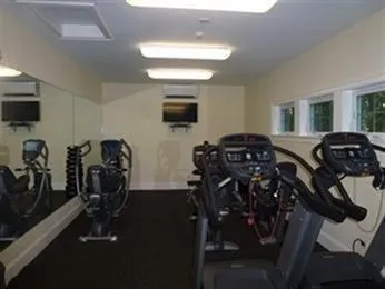 $2,100 | 7 Blueberry Drive(55 Plus), Unit 5, Lakeville, MA 02347