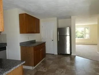 $2,100 | 7 Blueberry Drive(55 Plus), Unit 5, Lakeville, MA 02347