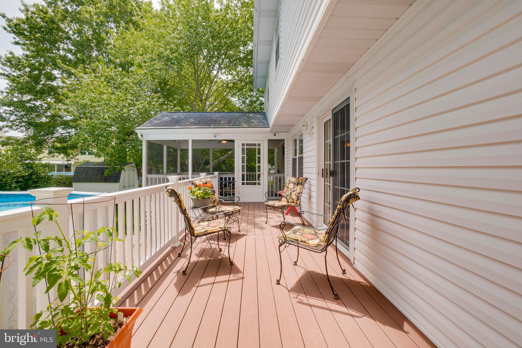 4818 Galley Road Baltimore, MD 21236 - Photo 16 of 66 Expansive Composite Deck