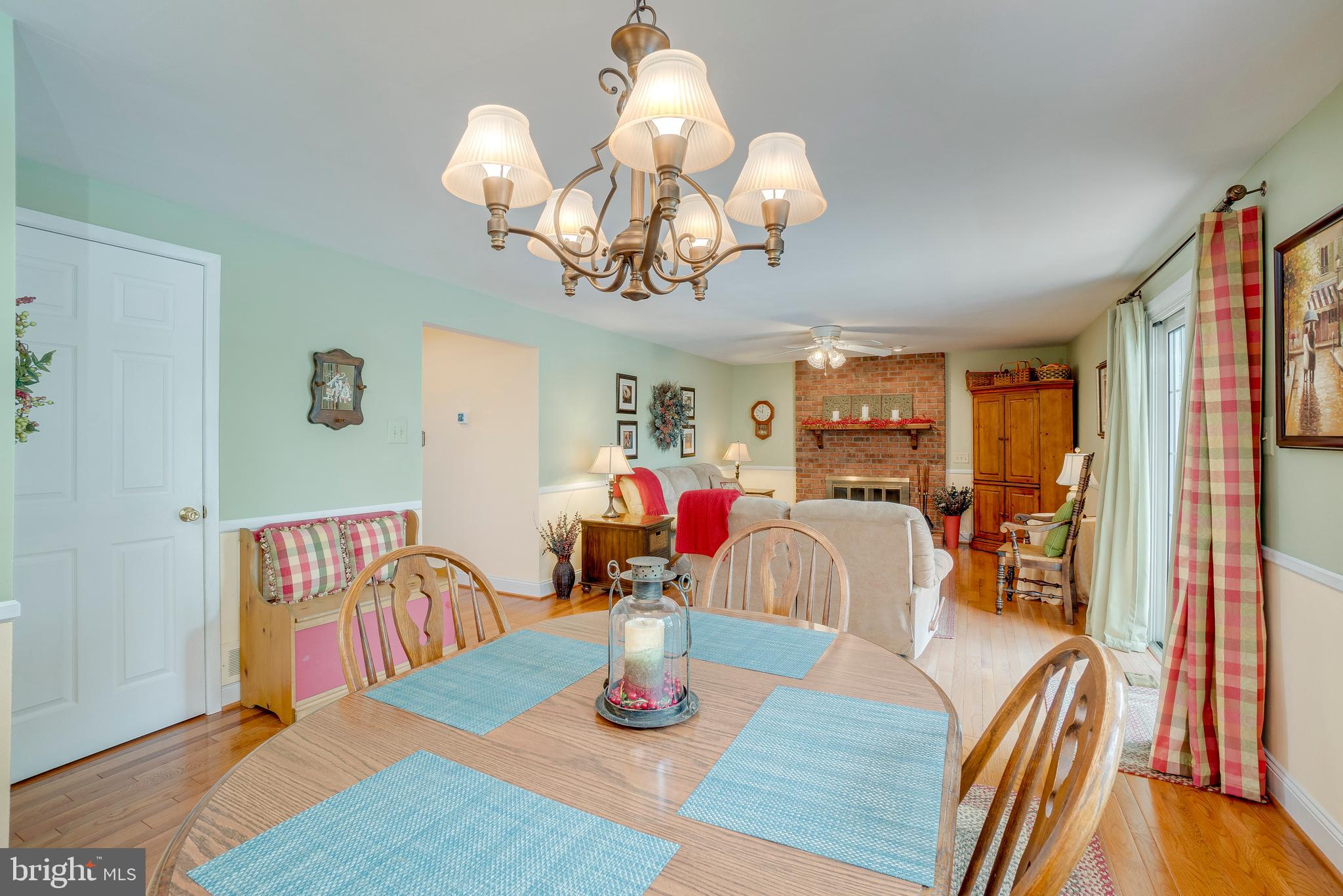 4818 Galley Road Baltimore, MD 21236 - Photo 39 of 66 Table Space