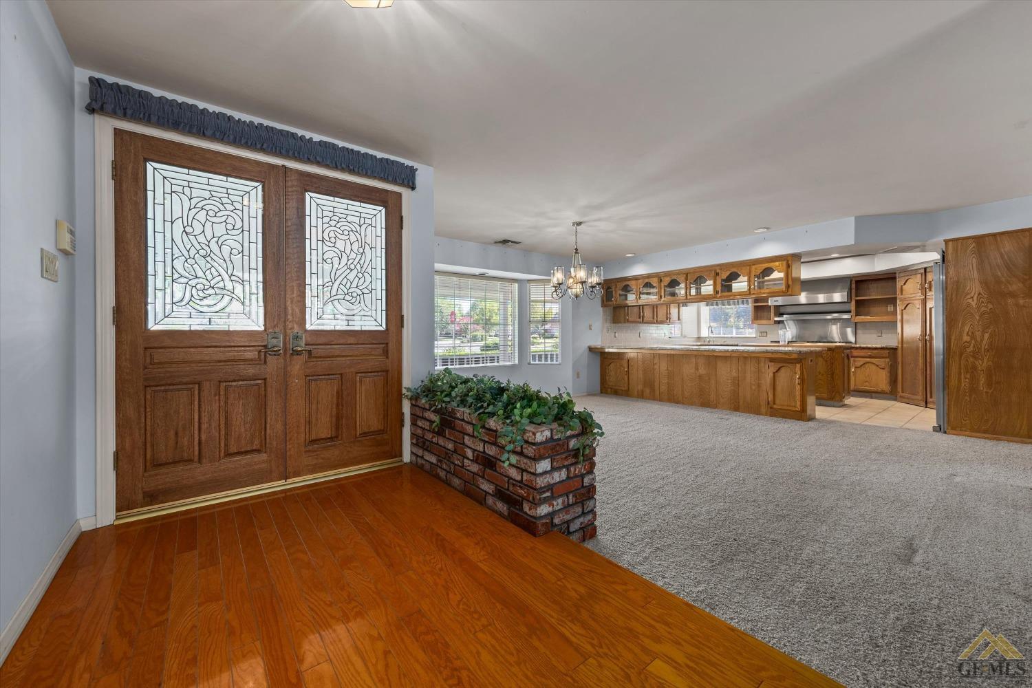 Undisclosed Address Bakersfield, CA 93312 - Photo 16 of 46 a view of an empty room and window