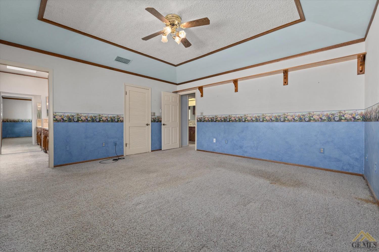 Undisclosed Address Bakersfield, CA 93312 - Photo 32 of 46 a view of a garage