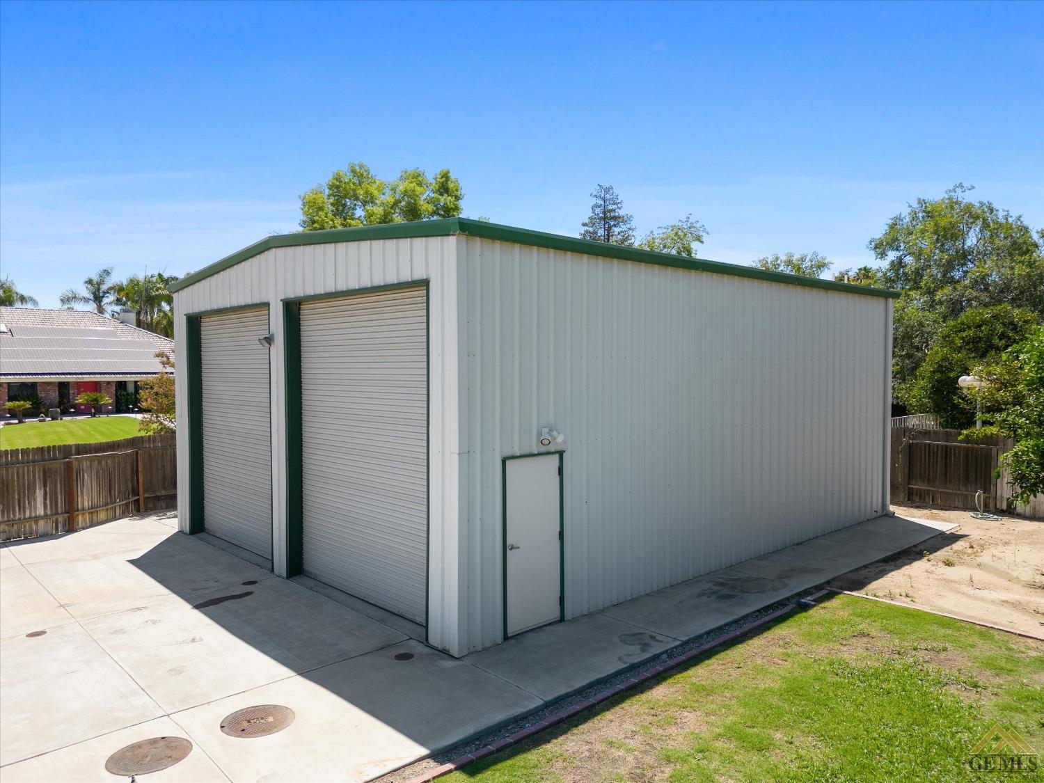 Undisclosed Address Bakersfield, CA 93312 - Photo 7 of 46 a backyard of a house