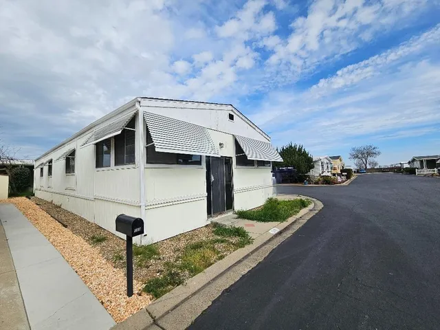 a view of a house with a entertaining space