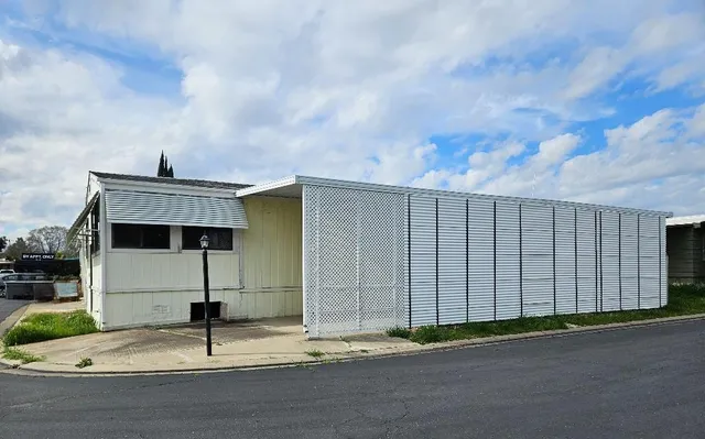 a view of a house with a garage