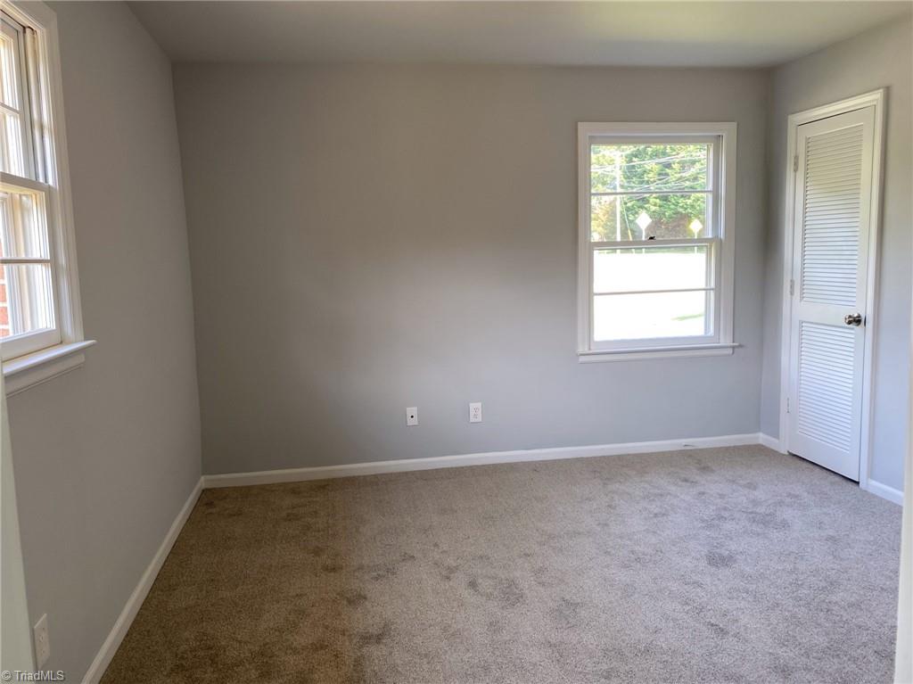 411 Oakview Road High Point, NC 27265 - Photo 16 of 49