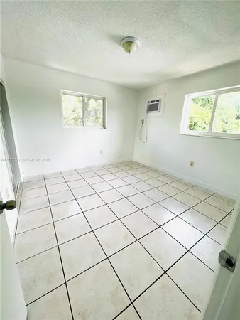 $2,300 | 2121 Southwest 4th Street, Unit 2, Miami, FL 33135