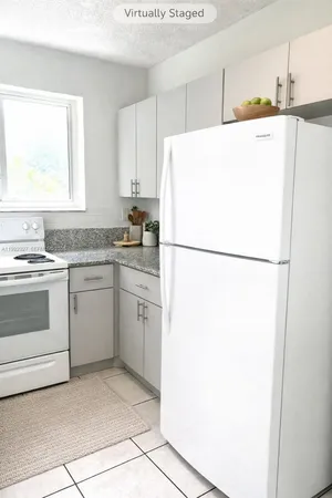 $2,300 | 2121 Southwest 4th Street, Unit 2, Miami, FL 33135