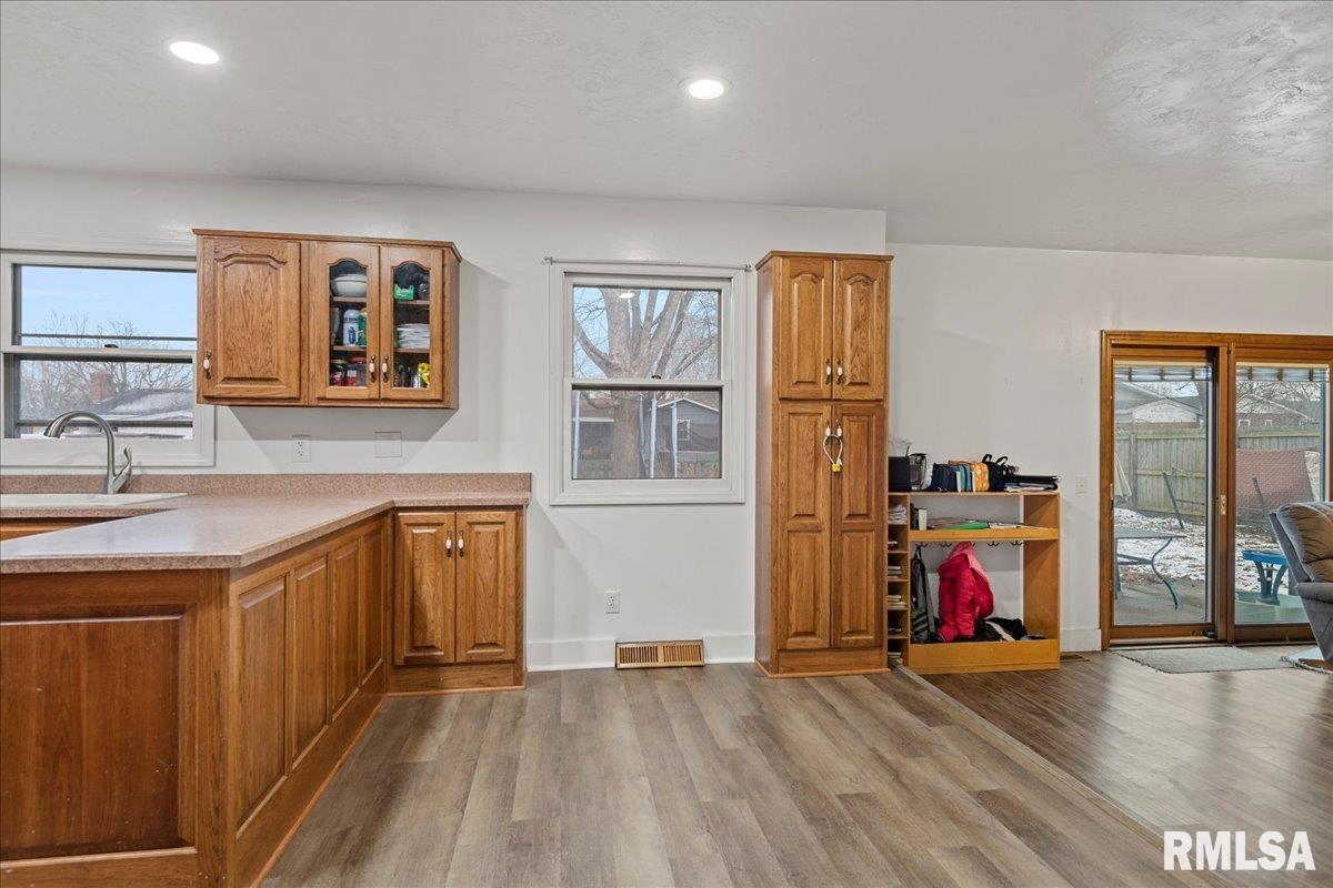 50 Crusaders Road Springfield, IL 62704 - Photo 15 of 42