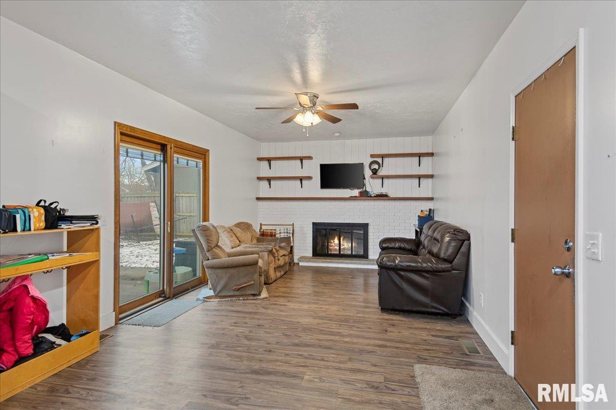 50 Crusaders Road Springfield, IL 62704 - Photo 16 of 42