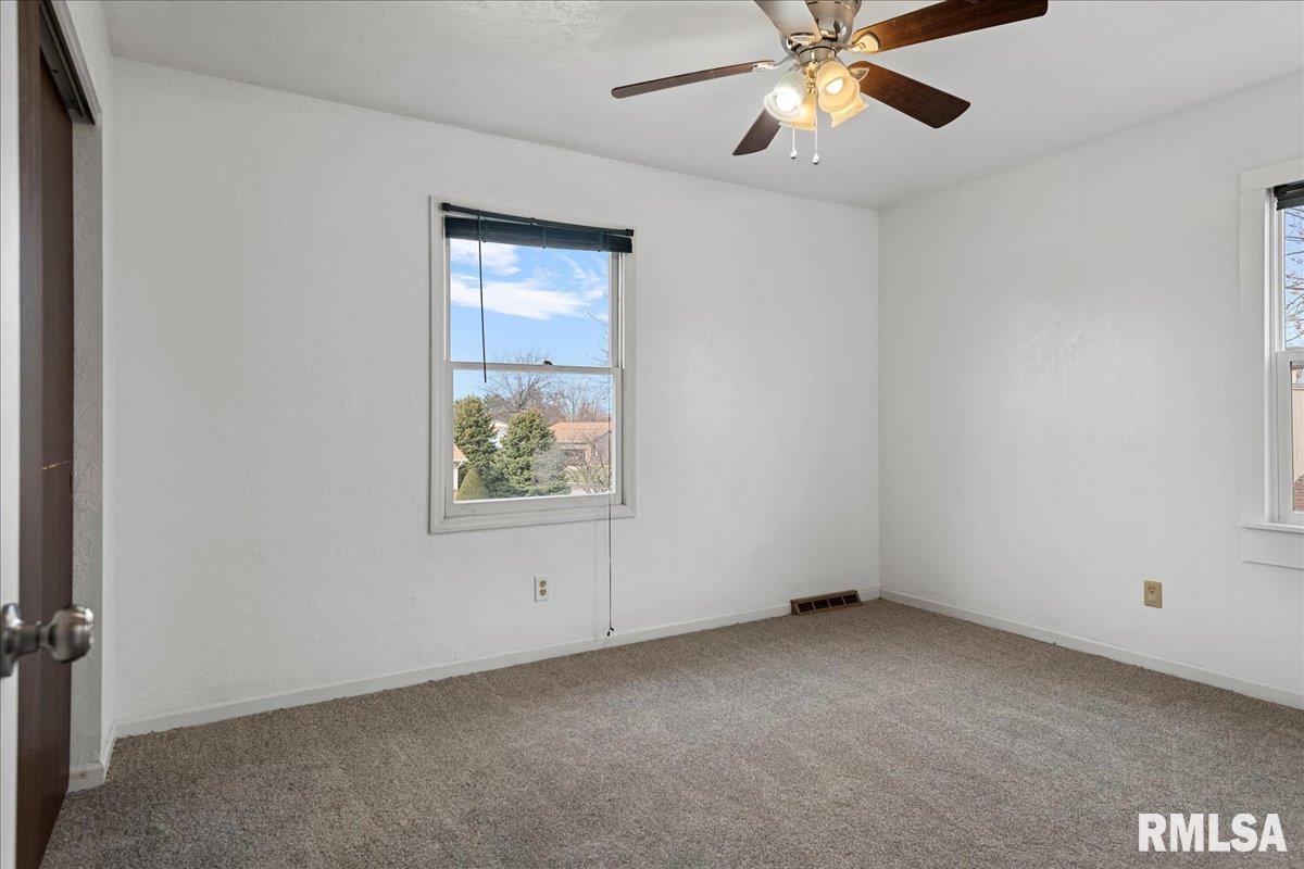 50 Crusaders Road Springfield, IL 62704 - Photo 27 of 42