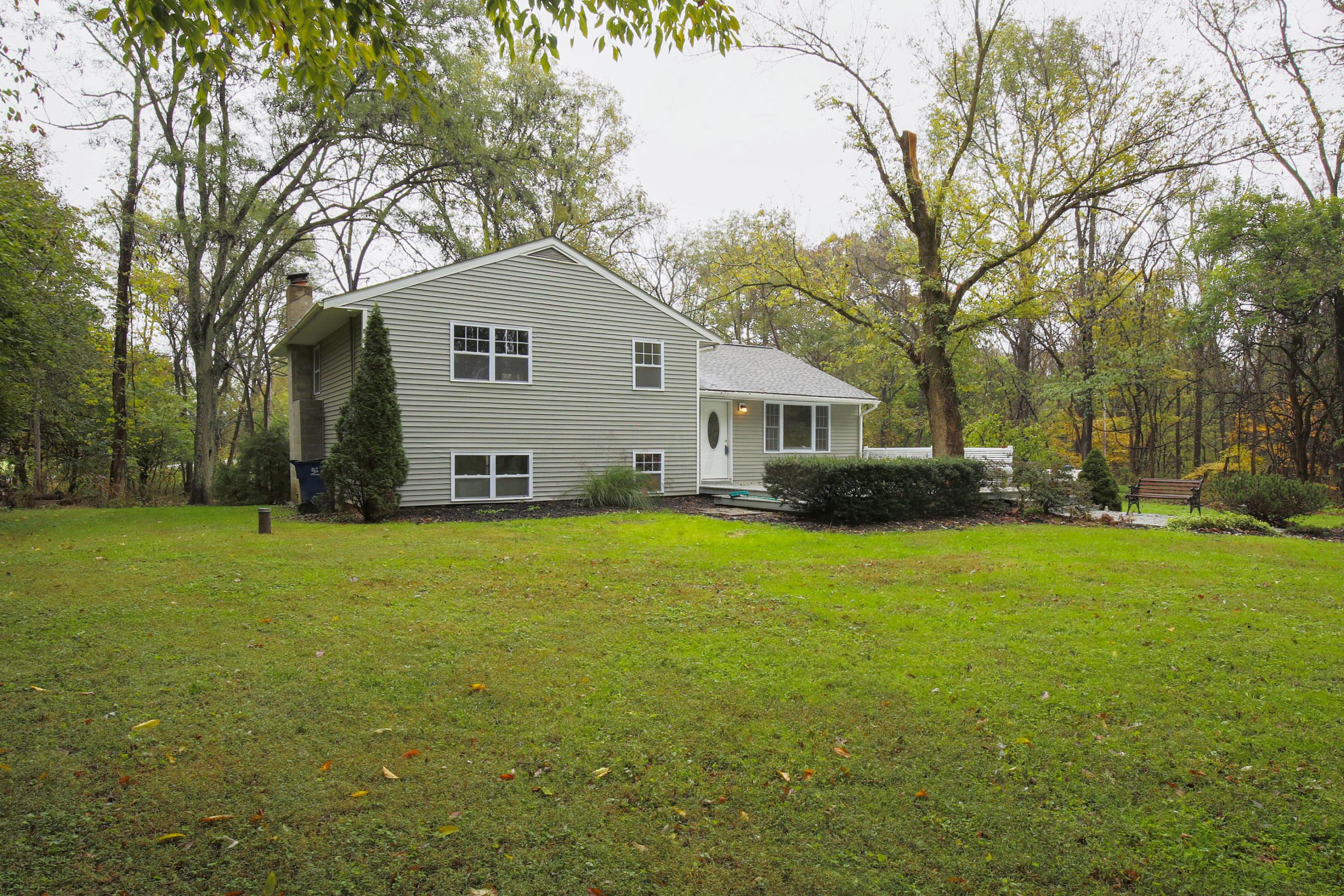6745 Refugee Road Southwest Etna, OH 43062 - Photo 3 of 93