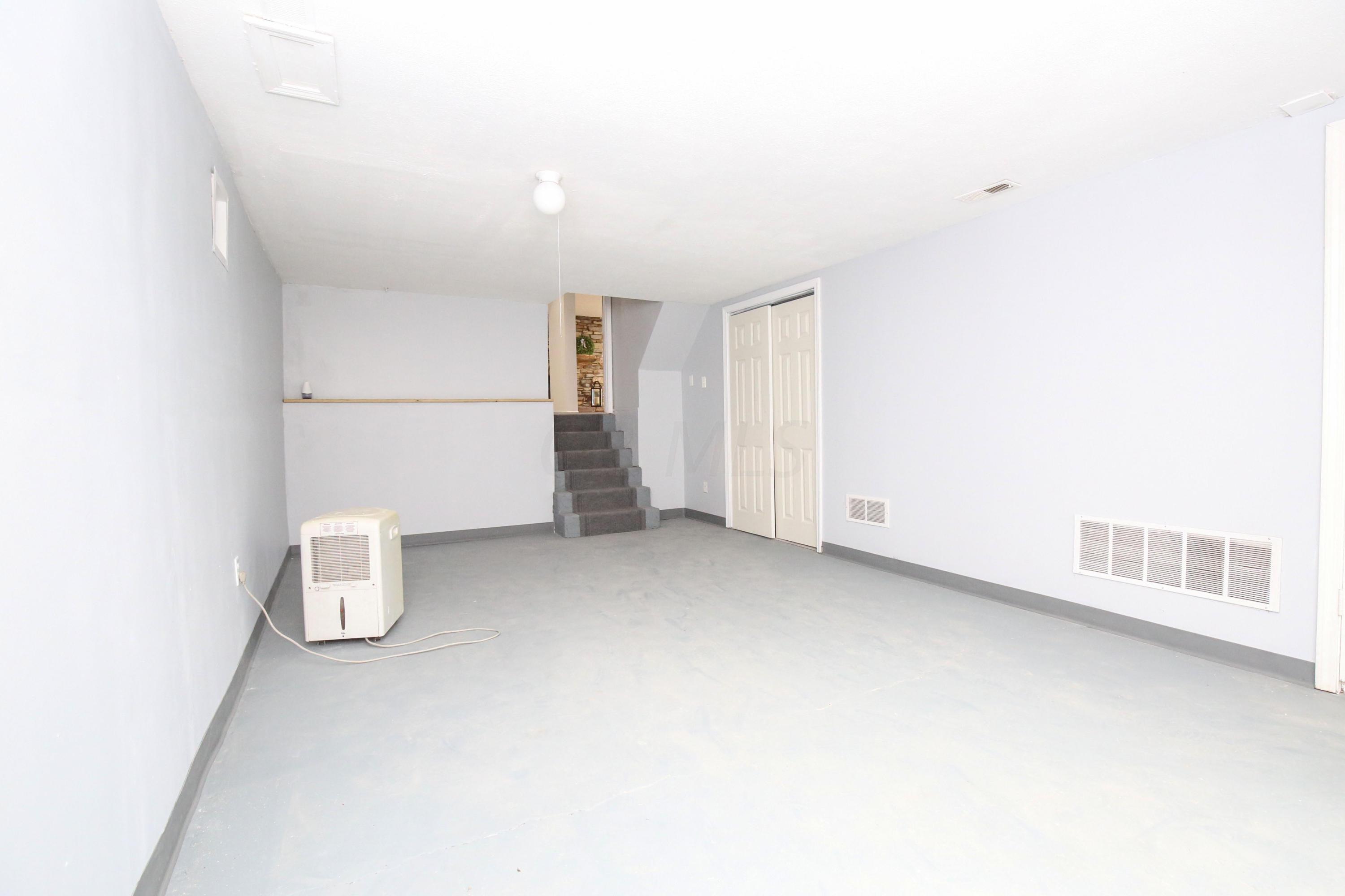 6745 Refugee Road Southwest Etna, OH 43062 - Photo 54 of 93