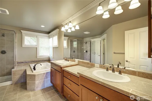 $4,495 | 2430 Northwest Stoney Creek Drive, Issaquah, WA 98027