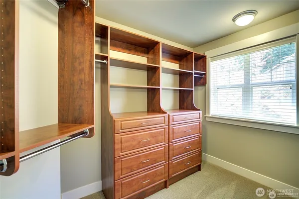$4,495 | 2430 Northwest Stoney Creek Drive, Issaquah, WA 98027