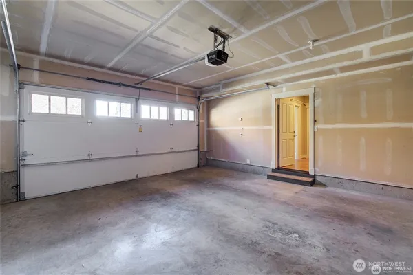 $4,495 | 2430 Northwest Stoney Creek Drive, Issaquah, WA 98027