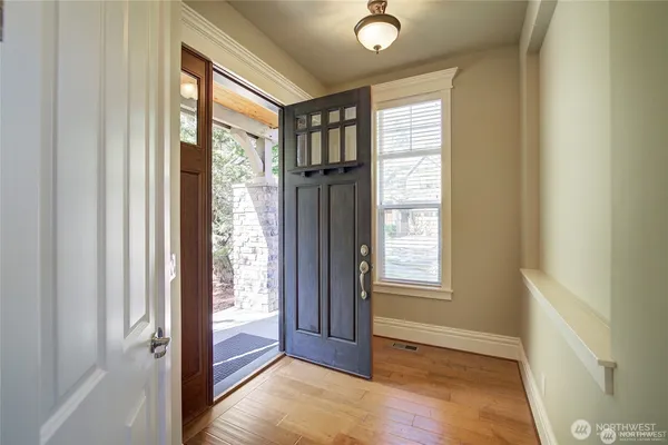 $4,495 | 2430 Northwest Stoney Creek Drive, Issaquah, WA 98027