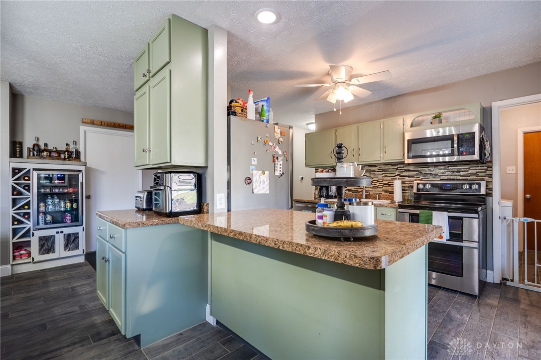 3073 Santa Rosa Drive Kettering, OH 45440 - Photo 12 of 45