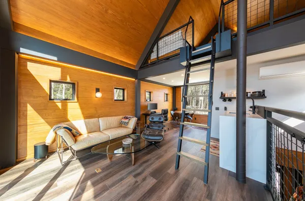 $1,200,000 | 109 Winhall Hollow Road, Winhall, VT 05340