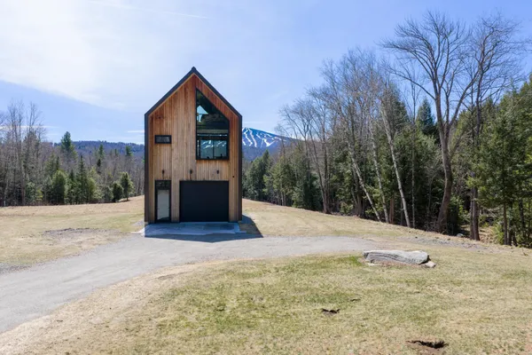 $1,200,000 | 109 Winhall Hollow Road, Winhall, VT 05340