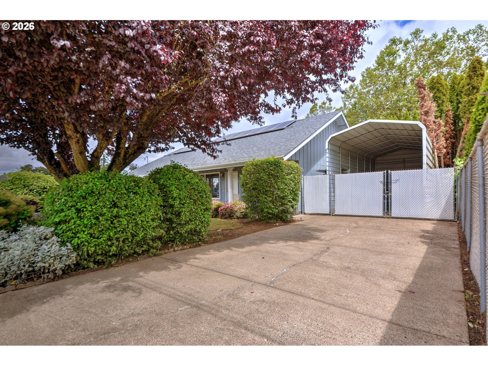 1217 Willagillespie Road Eugene, OR 97401 - Photo 3 of 28 Gallery Image 3