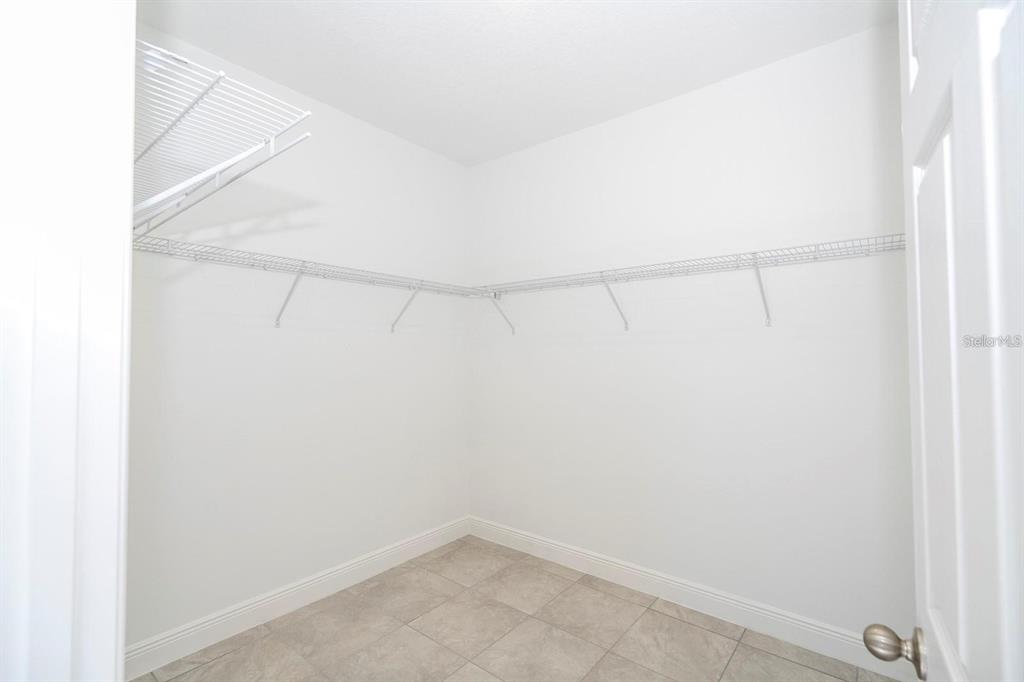 16919 Southwest 37th Terrace Road Ocala, FL 34473 - Photo 13 of 29 Gallery Image 13