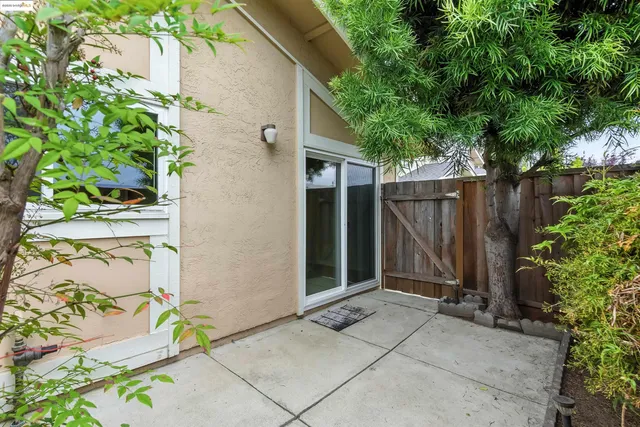 $445,000 | 14617 Doolittle Drive, San Leandro, CA 94577