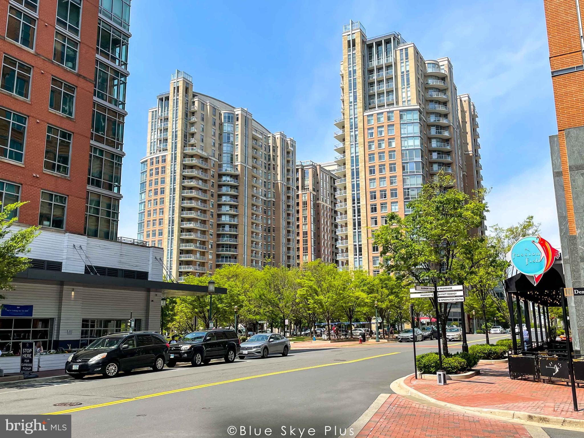 1781 Jonathan Way, Unit 1781I Reston, VA 20190 - Photo 35 of 48 a building view