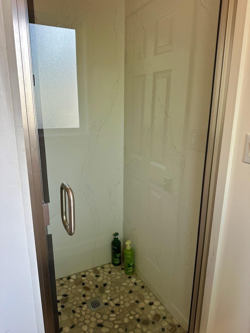 466 Thomson Lane Copperopolis, CA 95228 - Photo 18 of 47 a bathroom with a shower