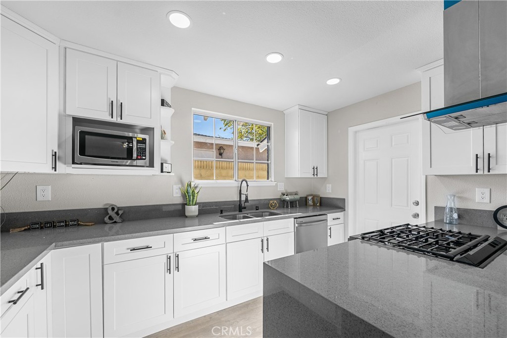 37410 Larkin Avenue Palmdale, CA 93550 - Photo 20 of 48