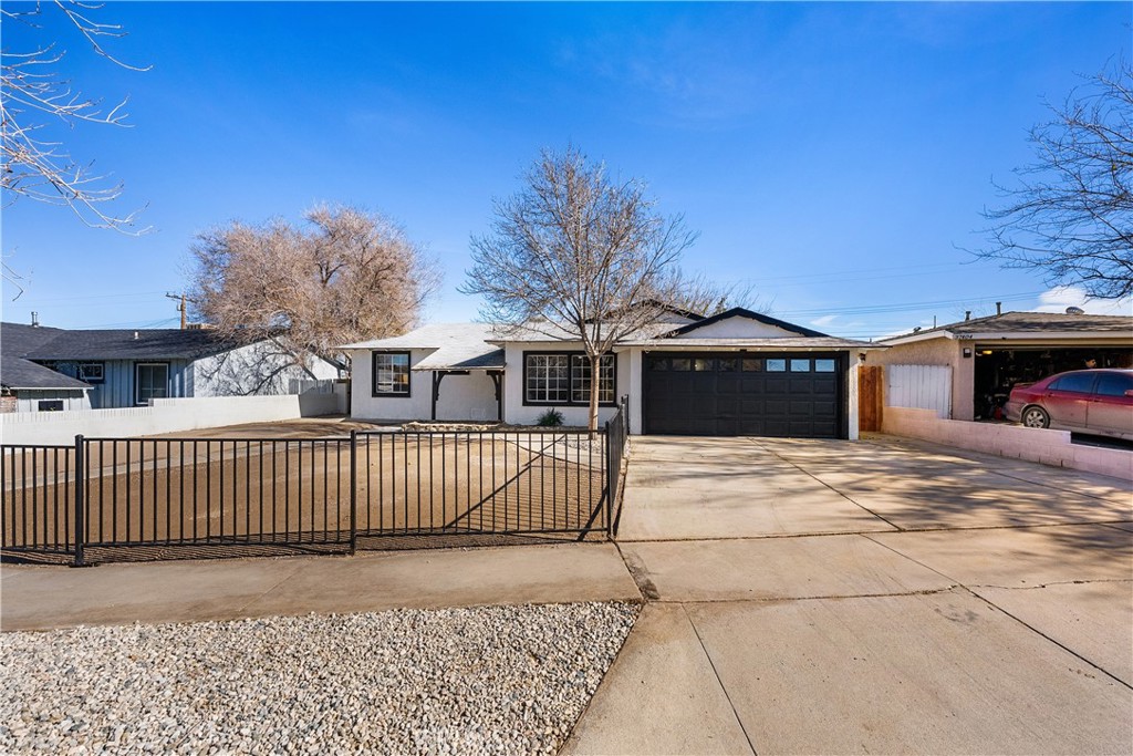 37410 Larkin Avenue Palmdale, CA 93550 - Photo 47 of 48