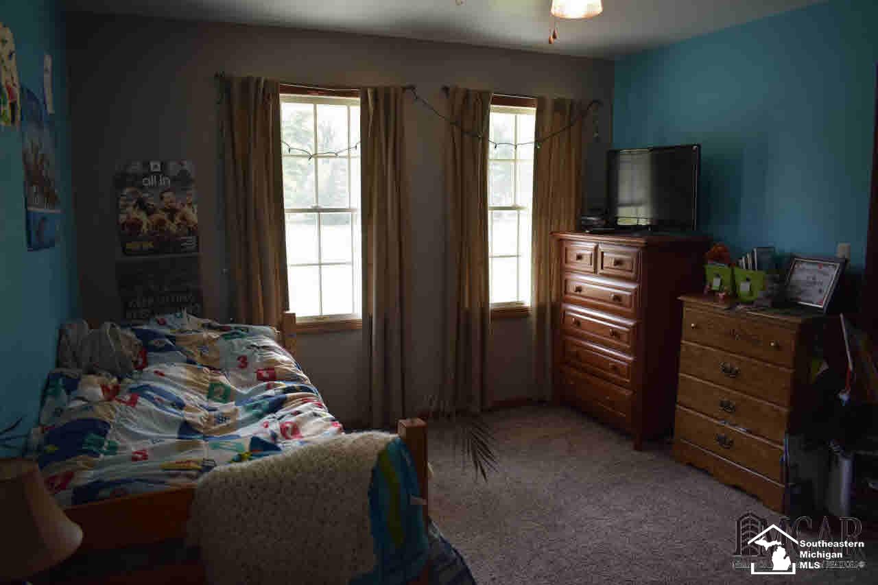 13170 Dixon Road Dundee, MI 48131 - Photo 13 of 19