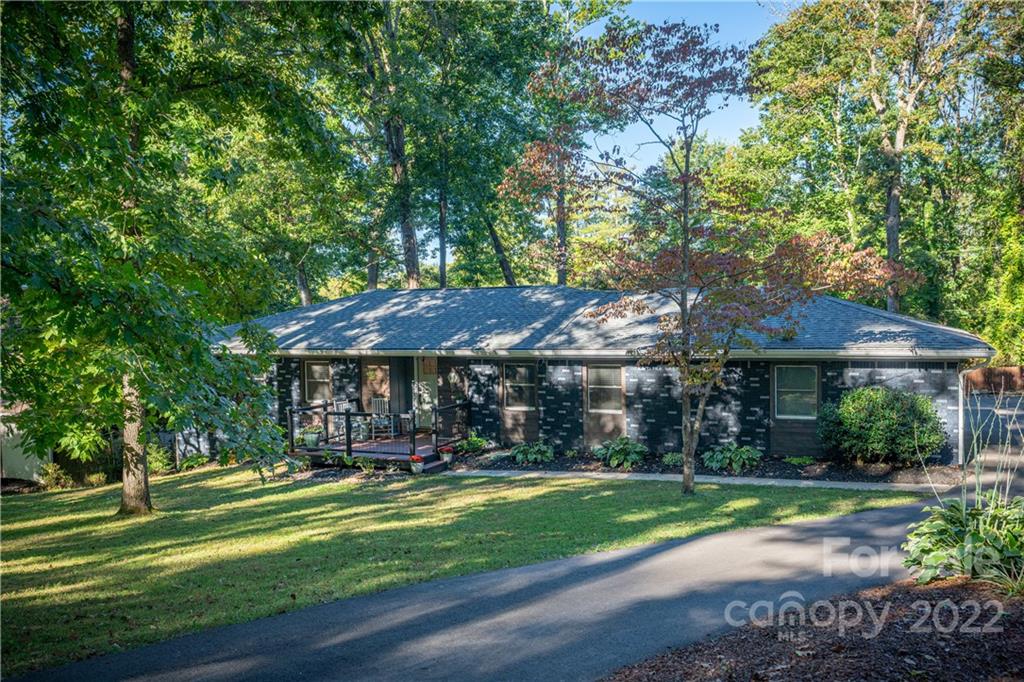 56 Rathfarnham Road Asheville, NC 28803 - Photo 11 of 46 Gallery Image 11