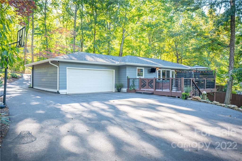 56 Rathfarnham Road Asheville, NC 28803 - Photo 2 of 46 Gallery Image 2