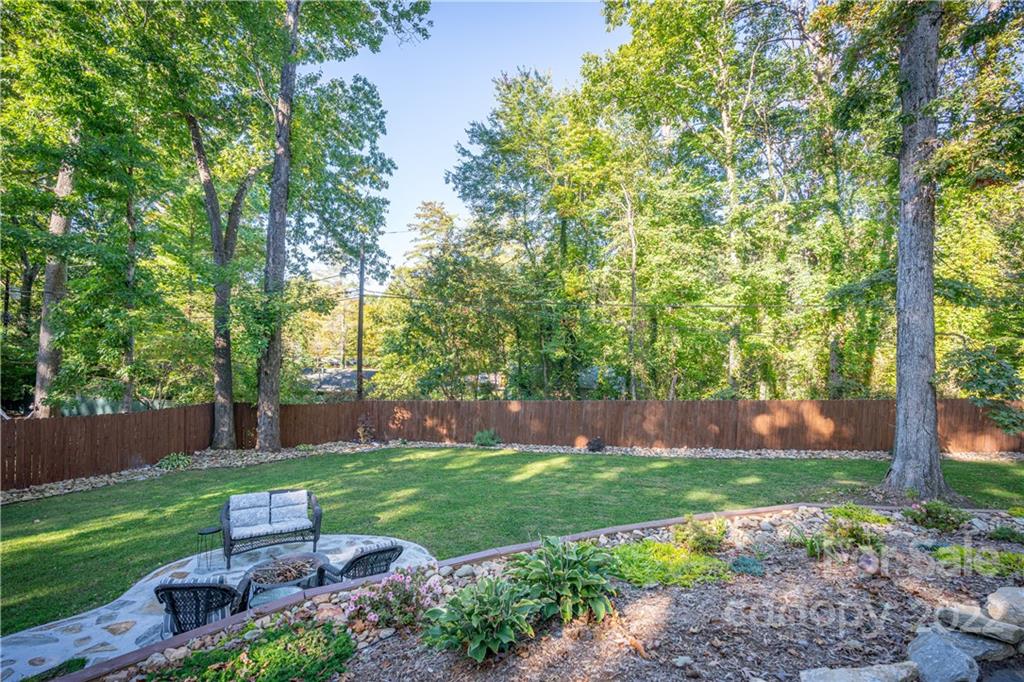 56 Rathfarnham Road Asheville, NC 28803 - Photo 5 of 46 Gallery Image 5