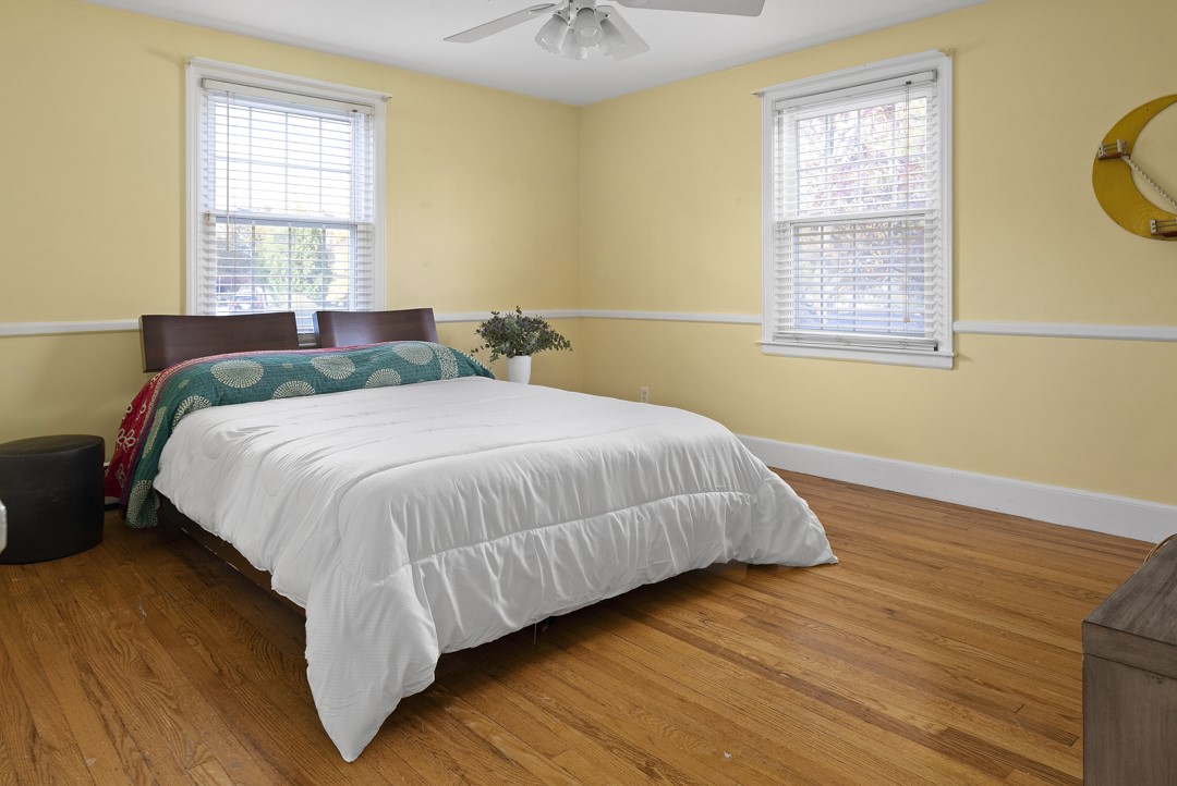 922 Narragansett Parkway Warwick, RI 02888 - Photo 16 of 24