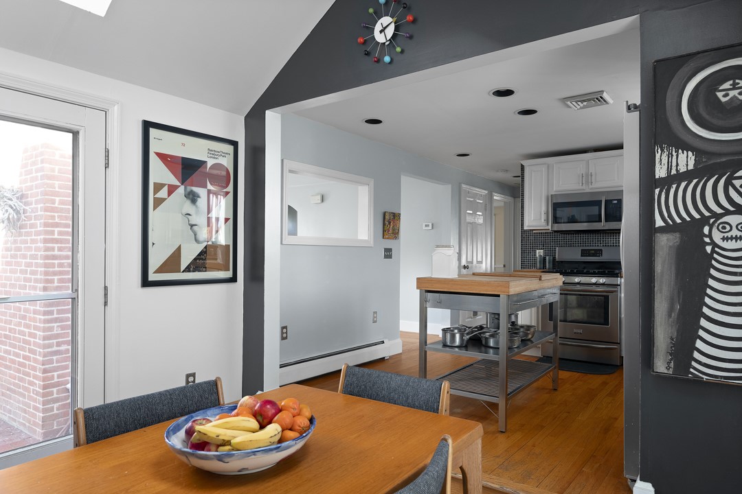 922 Narragansett Parkway Warwick, RI 02888 - Photo 9 of 24