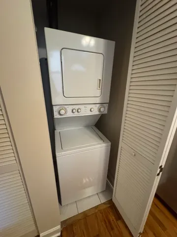 $225,000 | 2257 West Rosemont Avenue, Unit 1, Chicago, IL 60659