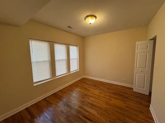 $225,000 | 2257 West Rosemont Avenue, Unit 1, Chicago, IL 60659