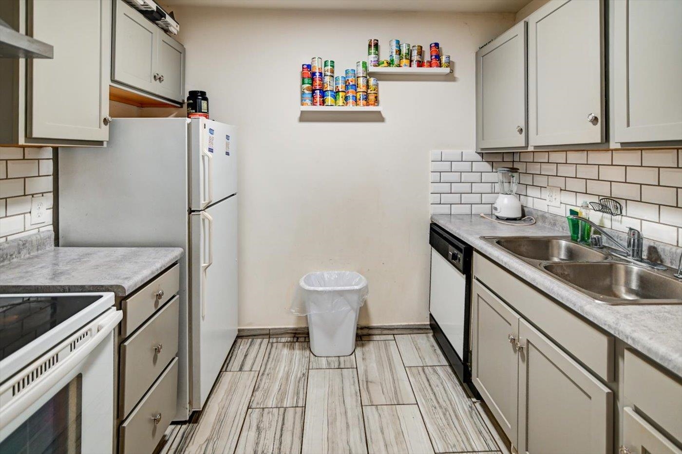 2829 Coho Street, Unit 6 Madison, WI 53713 - Photo 15 of 42